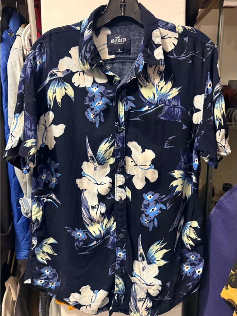 Hollister Navy Blue Floral Short Sleeve Button-Down Shirt